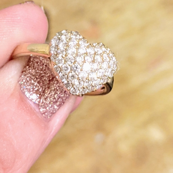 18k natural diamond pave heart ring - Picture 2 of 9